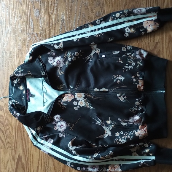 Jacket - Picture 4 of 4